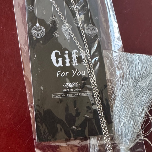 Elegant Silver Tassel Pendant Necklace-gift necklace - Picture 3 of 5